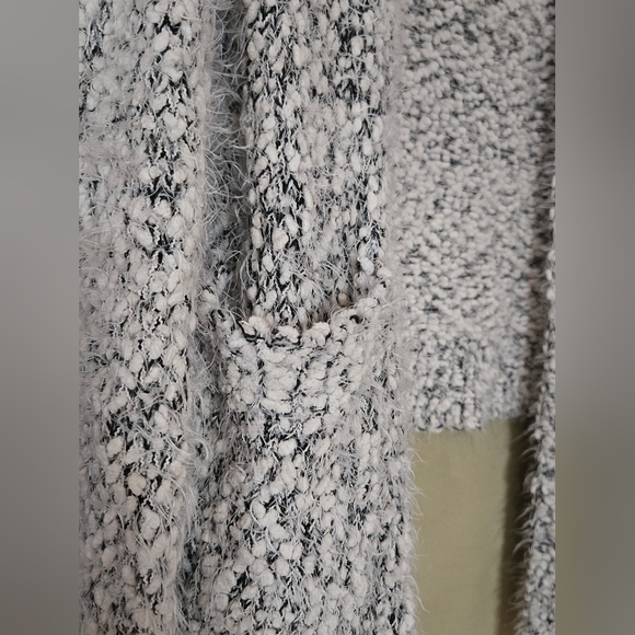 Pink Martini | Elegant Gray Women's Cardigan, Size XS (Oversized) - Picture 6 of 7